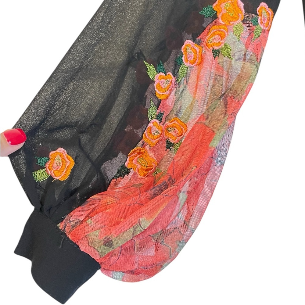 FEiNNYS Black Silk Sheer Floral Embroidered Dainty Romantic Bodysuit, Size Small - Picture 3 of 11